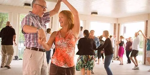 Dancing at Harry's Place - Cha Cha