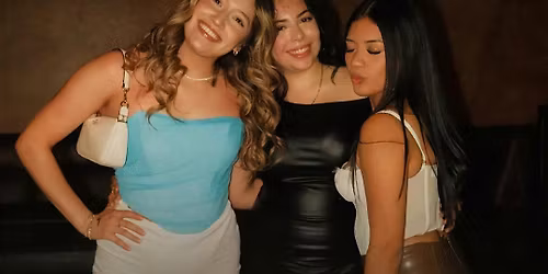 BAILANDO EN  REIGN UPTOWN