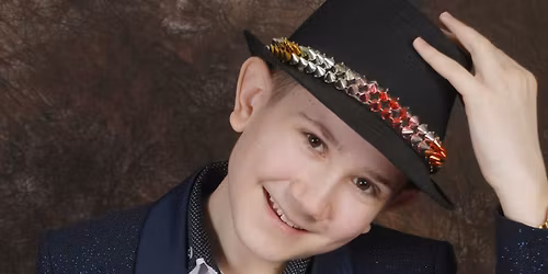 K\u00f6zs\u00e9gi Any\u00e1k napi est