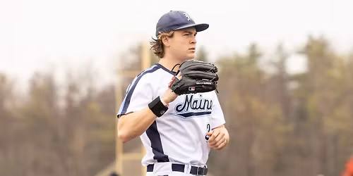 Parking UMBC Retrievers at UMass Lowell River Hawks Womens Basketball