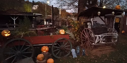 Halloween na Divok\u00e9m z\u00e1pad\u011b