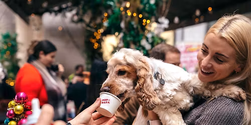 COCKER SPANIEL CAFE CHRISTMAS - LONDON