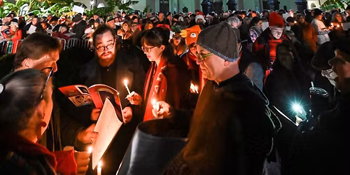 Caroling in Jackson Square