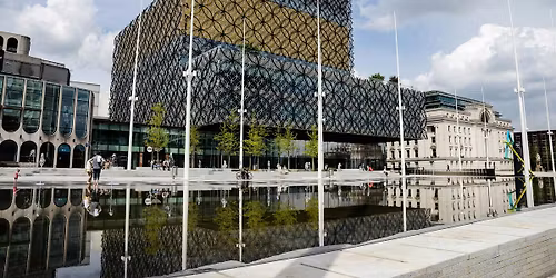 Photo Walk | Street Photography with Fujifilm's GFX100RF in Birmingham