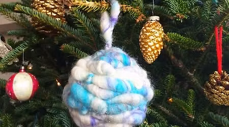 Yarn Ornament Workshop All Day
