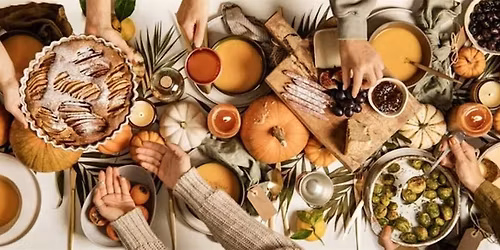 Gra-Tea-tude Friendsgiving