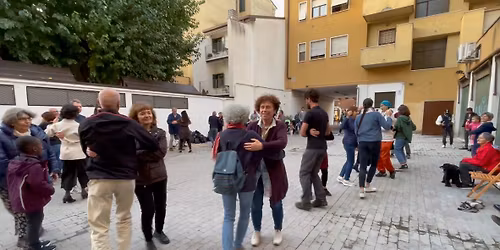 ApeRiciak-Folk.. all'interno delle giornate di sostenibilit\u00e0 a Veronetta! \ud83d\udc83\ud83d\udd7a