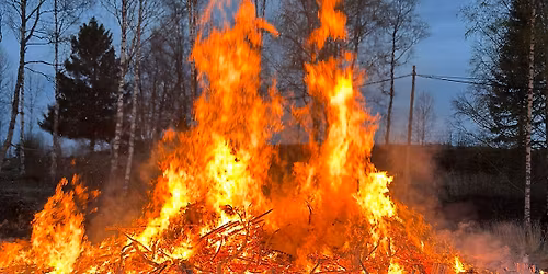 Valborgsm\u00e4ssoafton i stackmora 