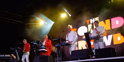 The Sensational Sound of the Crowd Synthmas Soiree