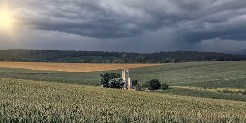 K\u00f6z\u00f6s bicajoz\u00e1s CsonkaToronyhoz (Somolyi Templom)