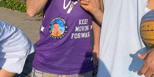 Basketball & Beer: Social Basketball, Christmas Edition \ud83c\udfc0\ud83c\udf7b