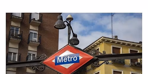 "Collage Urbano: Descubre y Retrata Lavapi\u00e9s (2 sesiones)"