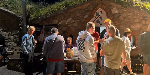 Sklepy pod hv\u011bzdami 2026 (no\u010dn\u00ed otev\u0159en\u00e9 sklepy na Vrbici)