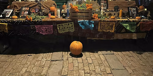 El D\u00eda de Los Muertos: A Community Viewing Event