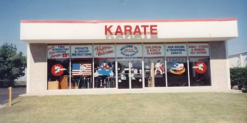 Celebrating 32 Years of Tiger's Den