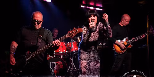 PAINTED BIRD (Siouxsie and the Banshees) - live at The Vic