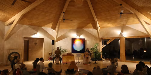 Chant de Mantra (Bhajan \/ Kirtan)