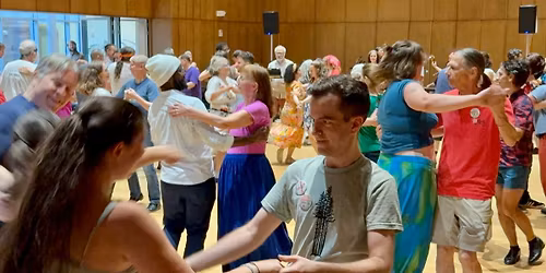 Silver Spring Contra Dance: Kim Forry calling with the Bone Shakers