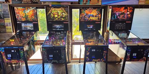 Weekly Pinball Comp at the Hoey Moey! 