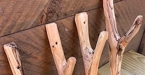 Greenwood Carving with Erik Vevang - Make door hooks