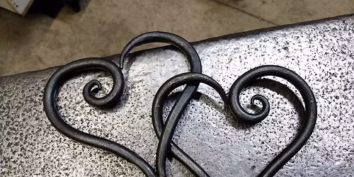 Couples Blacksmithing Workshop - Linked Hearts