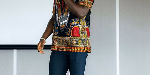 Lancer sa marque sur les r\u00e9seaux sociaux, cr\u00e9er une communaut\u00e9 & mon\u00e9tiser