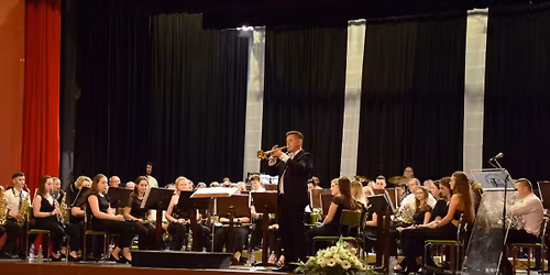 A Tam\u00e1si Koncert-F\u00fav\u00f3szenekar \u00fcnnepi koncertje