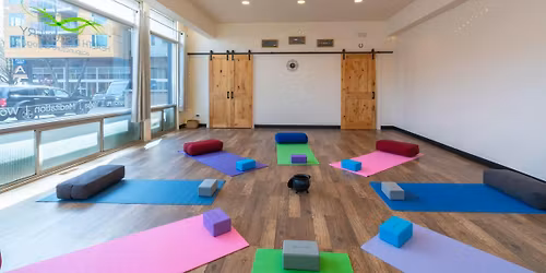 Mindfulness Mondays \/ Gentle Yoga @ The Hive