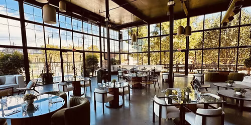 Salsa Bachata Night! Lessons & Party at Solarium & The Courts 12\/26