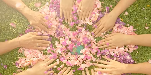 Integrativ cyklus- Bl\u00e5 lotus ceremoni v. Roa M\u00f8lgaard p\u00e5 Frederiksberg