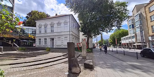 Kunst vor der Haustür „ROLF GLASMEIER: FRIEDEN IM KOPF“ Führung