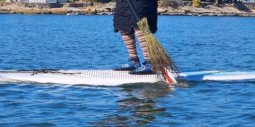 Witches Paddle