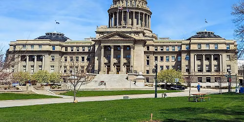 Boise Scavenger Hunt Walking Tour & Game