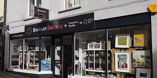 Willow Weaving a Festive Angel with Jasmine Fassenfelt