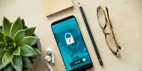 Let's talk about \u2026 Datenschutz \u2013 Fluch oder Segen?