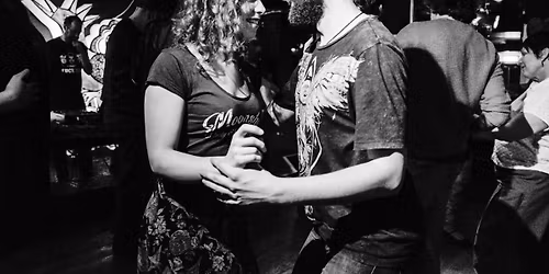 Lunchtime beginner Blues Dance Class in Hexham