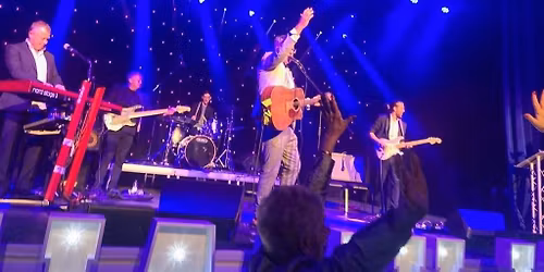 The Chandeliers - playing live!