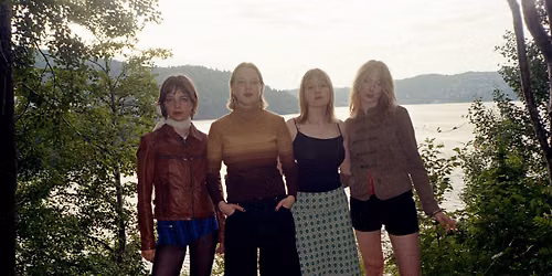 WOMEN IN (E)MOTION: VEPSESTIKK