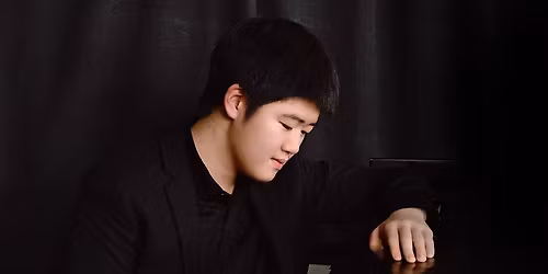Pianist Alex Yang