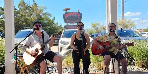 Marty Unplugged at Mud City