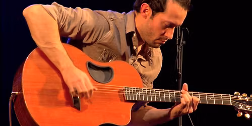 Trace Bundy's Acoustic Holiday