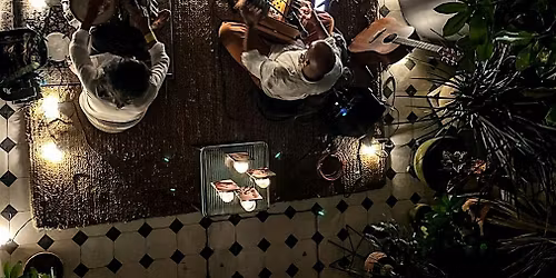 KIRTAN DOMINGO 14 DICIEMBRE CON PABLO NARAYANA (CONDESA)