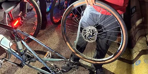 Smart Cycling: Group Ride Etiquette & Flat Repair Clinic