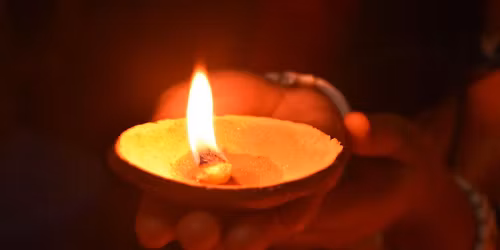 Taiz\u00e9 Worship on the Longest Night