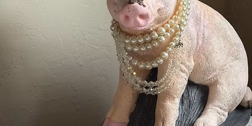 Minera Point Gallery Night 