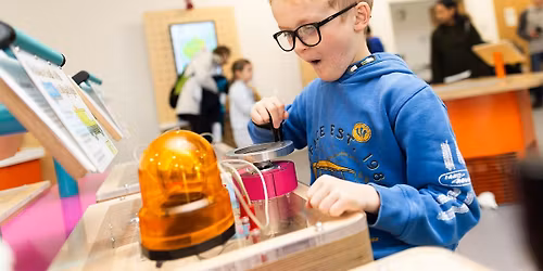 Family Day (6 December)