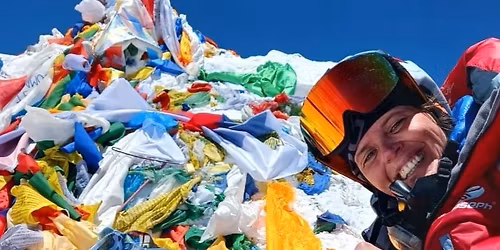 Monika Bene\u0161ov\u00e1 \u2013 Everest