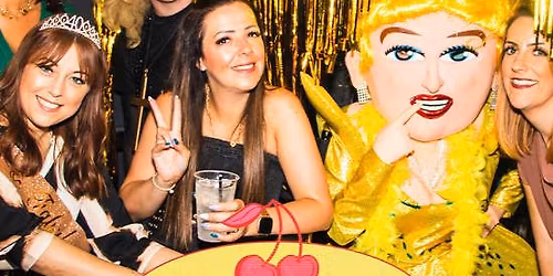 COCKTAILS with DRAG QUEENS