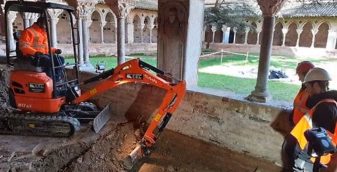 Journ\u00e9es europ\u00e9ennes de l'arch\u00e9ologie - L'abbaye et ses d\u00e9couvertes anciennes et r\u00e9centes