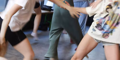 CLASE DE IMPROVISACI\u00d3N SENSORIAL